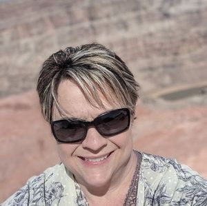 Meet your Posher, Teresa